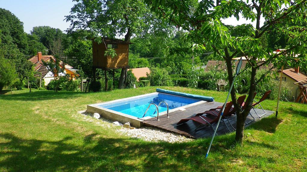 Makfa Vendeghaz Hotel Vasvár Exterior foto
