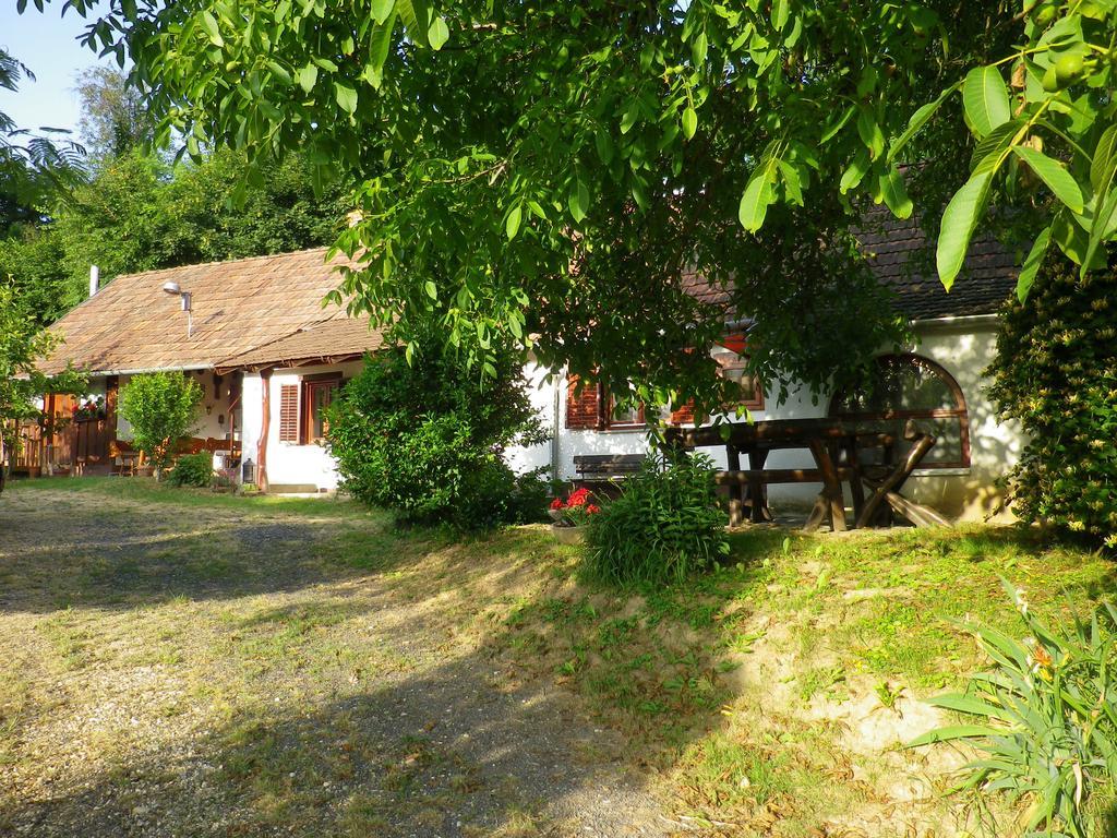 Makfa Vendeghaz Hotel Vasvár Exterior foto